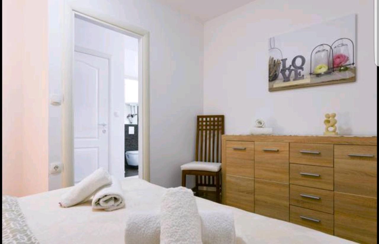 Deluxe Apartments Goya ซาดาร์ ภายนอก รูปภาพ
