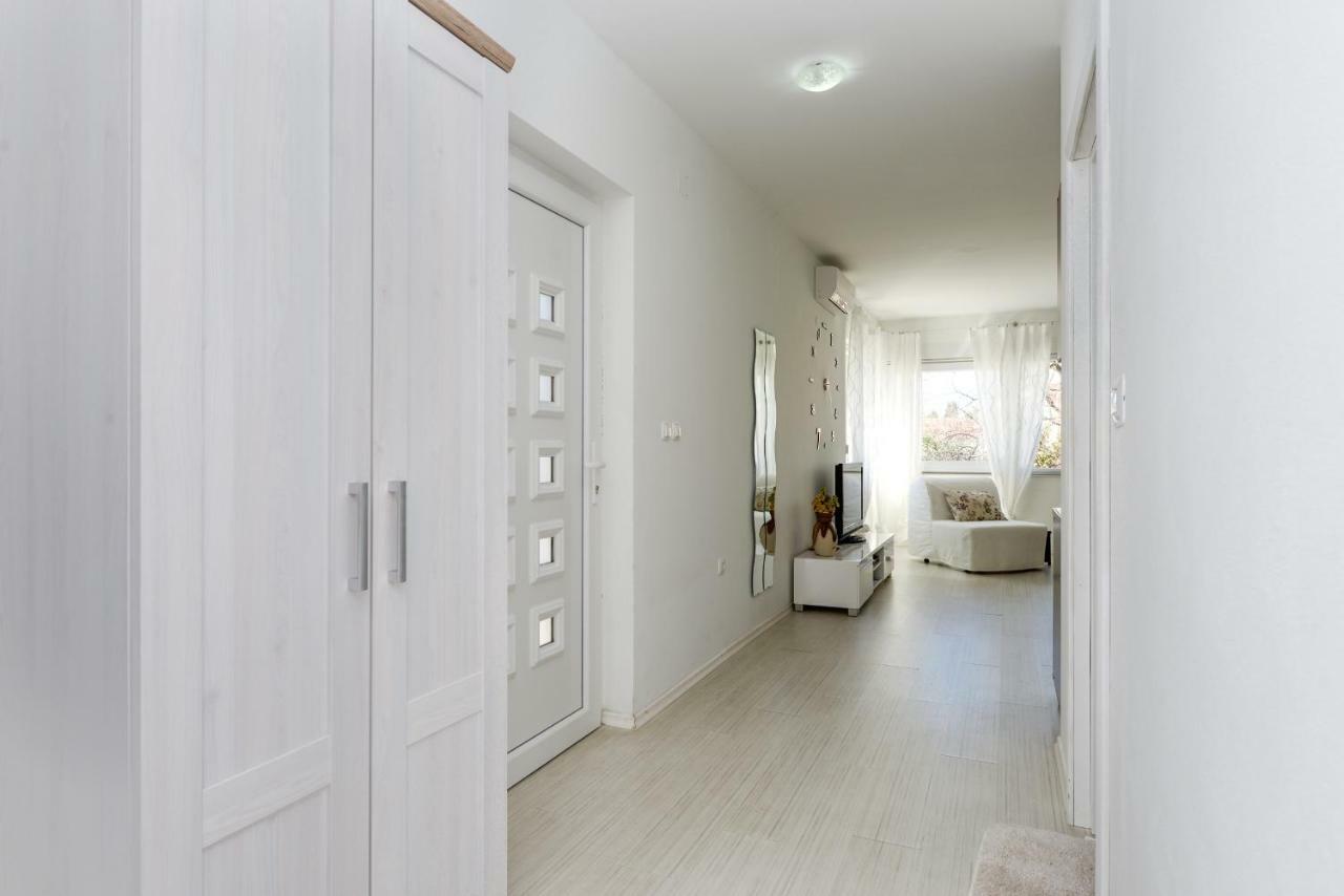Deluxe Apartments Goya ซาดาร์ ภายนอก รูปภาพ