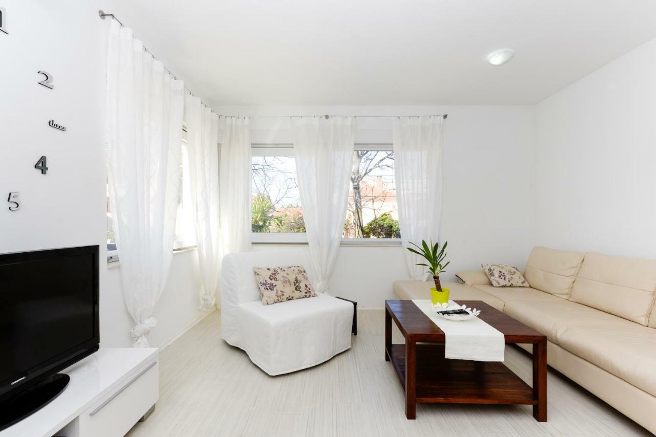 Deluxe Apartments Goya ซาดาร์ ภายนอก รูปภาพ
