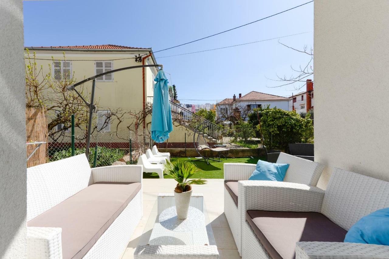 Deluxe Apartments Goya ซาดาร์ ภายนอก รูปภาพ