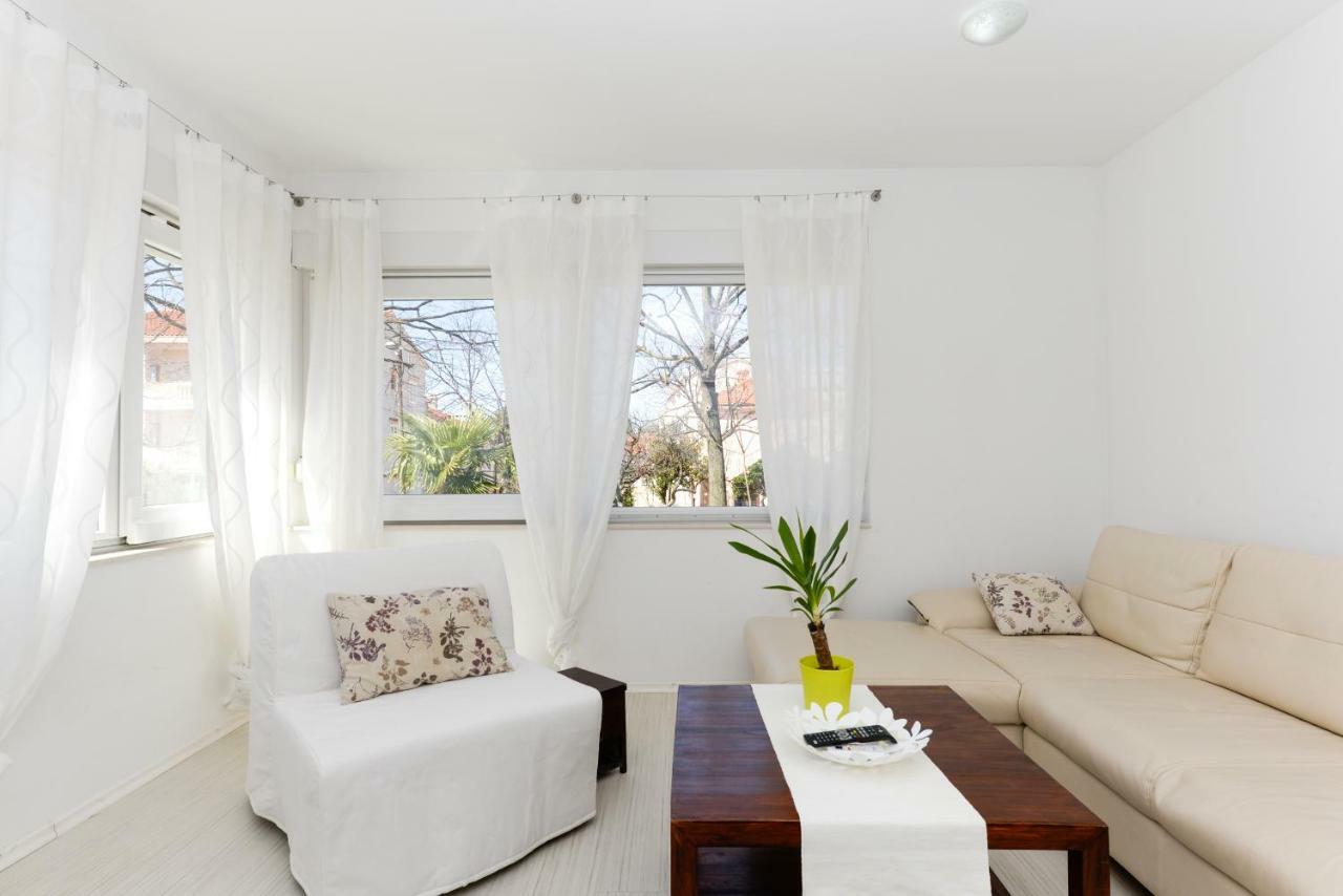 Deluxe Apartments Goya ซาดาร์ ภายนอก รูปภาพ