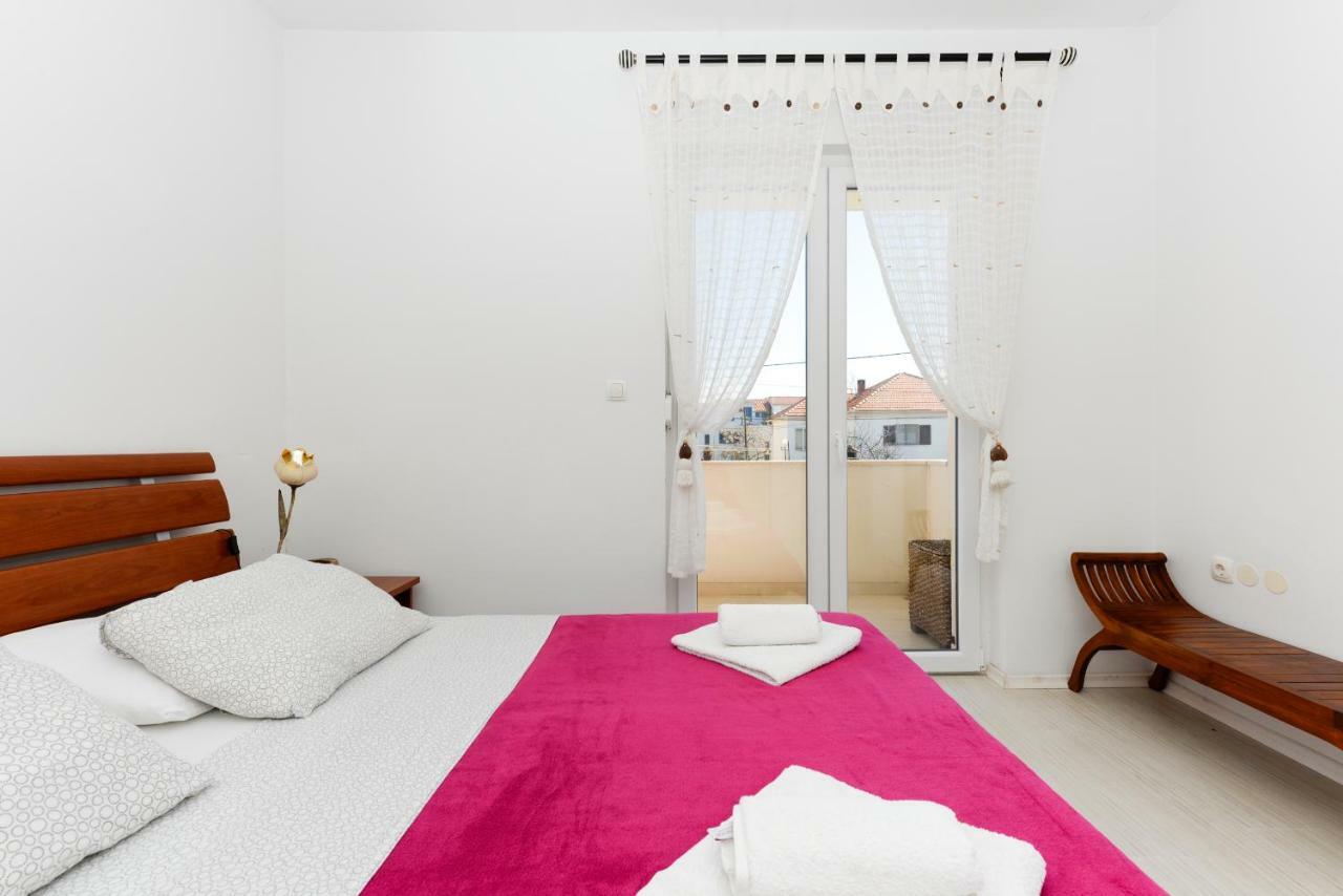 Deluxe Apartments Goya ซาดาร์ ภายนอก รูปภาพ